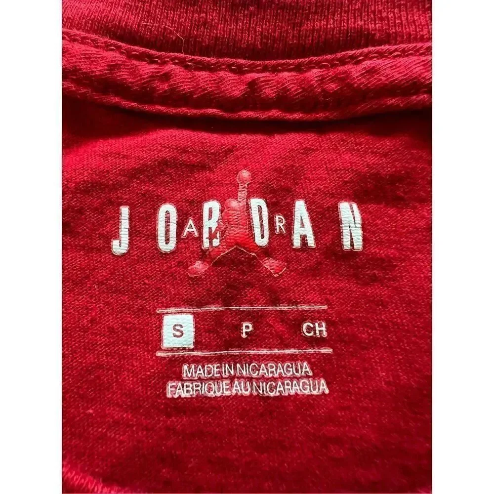 Air Jordan Red Short Sleeve Tee Men's Small